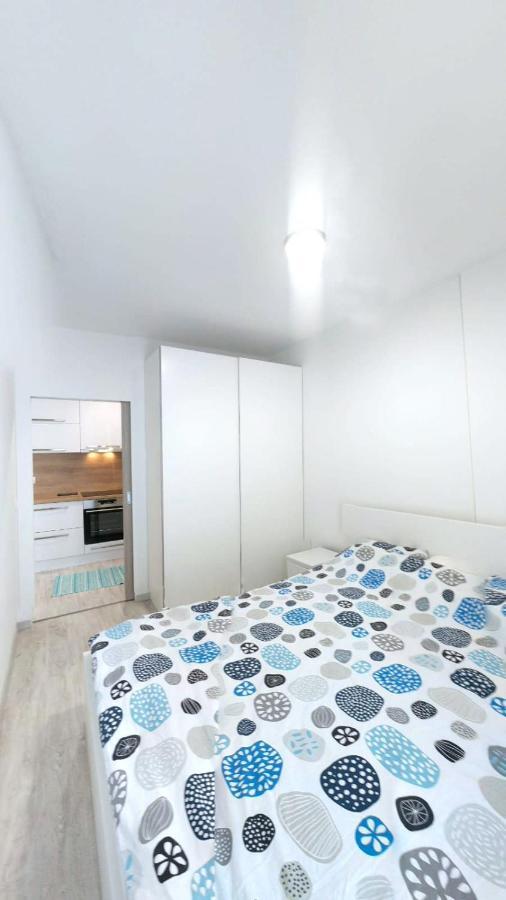 Old Town 1 Bdr, A/C, W/Parking Apartment Bratislava Exterior photo